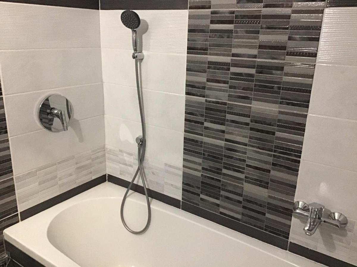 Family Wellness Apartman Hajdúszoboszló 외부 사진